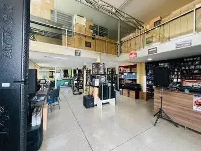 AMPLO PRÉDIO COMERCIAL A VENDA BAIRRO AMAMBAI