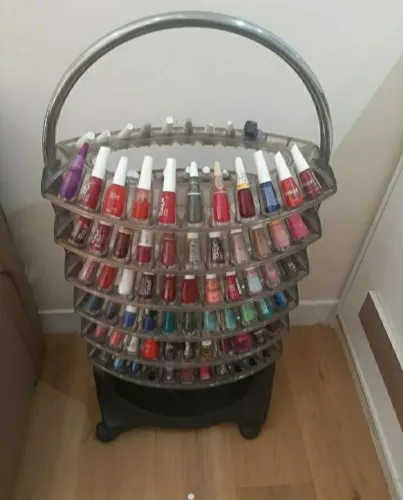 Expositor giratório para esmaltes