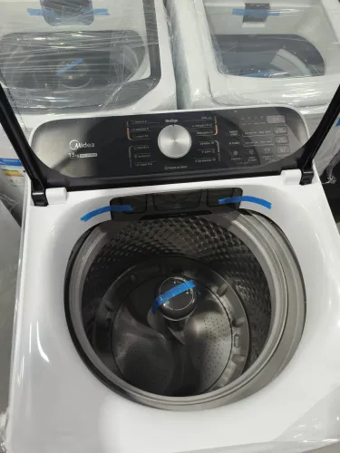 Máquina Midea 13 kilos
