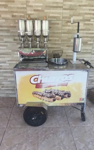 Vendo Carrinho de churros e máquina de crepes!