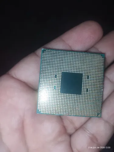 Ryzen 5 3200g