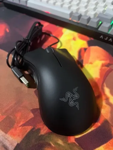 Mouse Razer DeathAdder Prim linha