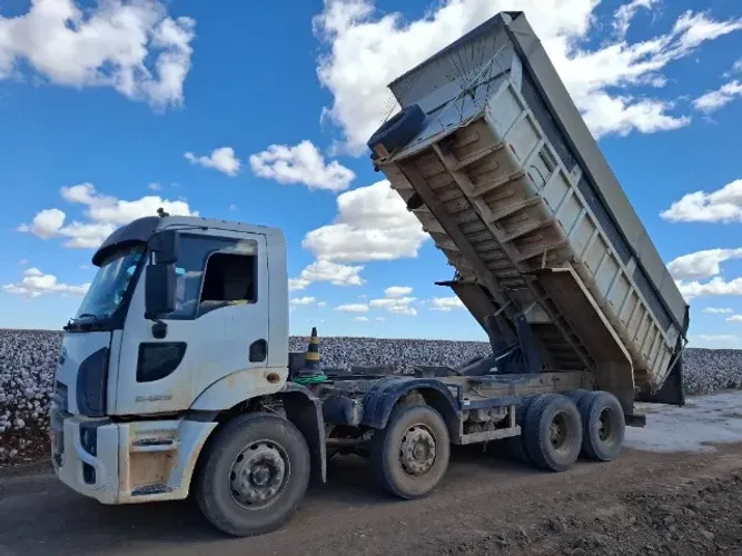 Ford cargo 2429 bitruck basculante 
