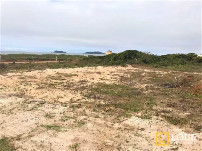 Terreno à venda, 375 m² por R$ 980.000,00 - Praia do Ervino - São Francisco do Sul/SC