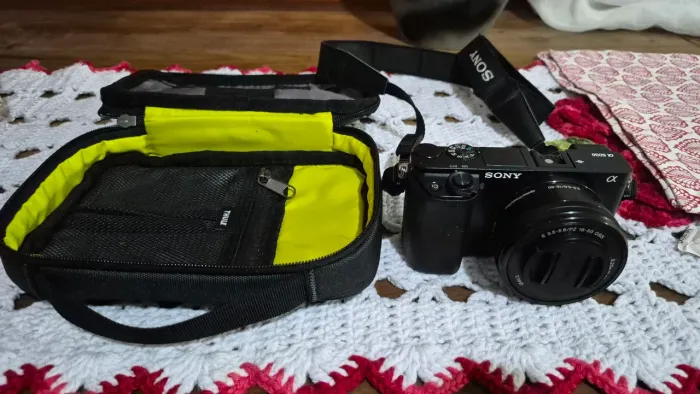Sony A6000