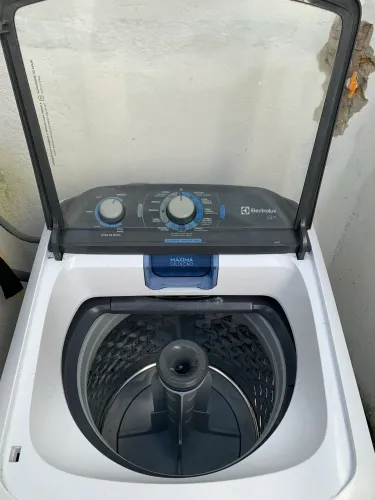 Máquina de Lavar Electrolux 13kg - Excelente Estado