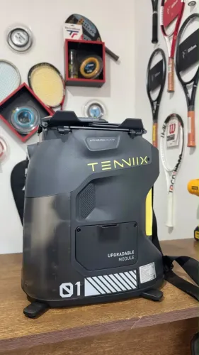 Maquina de lançar bolinha de tênis 