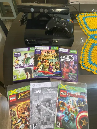 Xbox 360 Slim 250GB + Kinect + 6 Jogos + Controle + Caixa
