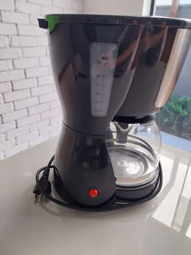 Cafeteira Mondial 32 xícaras