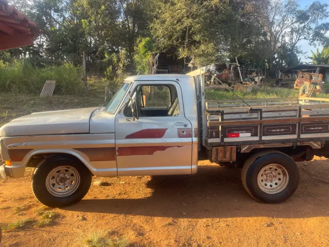 Ford F-1000 Super 3.6 / Super Serie 3.6 (álcool) 1985