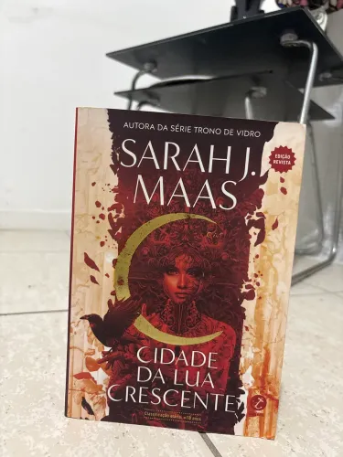 Cidade da lua crescente- Livro