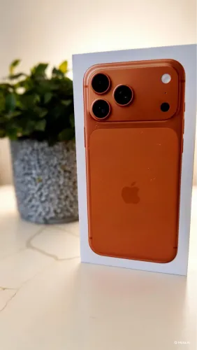 iPhone 17 Pro 256gb Laranja LACRADO