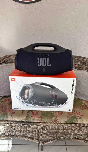 Jbl bombox 4