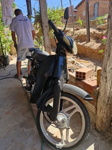 Moto 50cc em ótimo estado de conservação