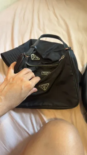 Bolsa Prada + Gorro Prada Original com Nota