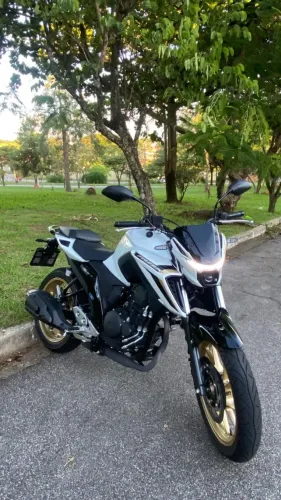 Yamaha Fazer 250cc Conected
