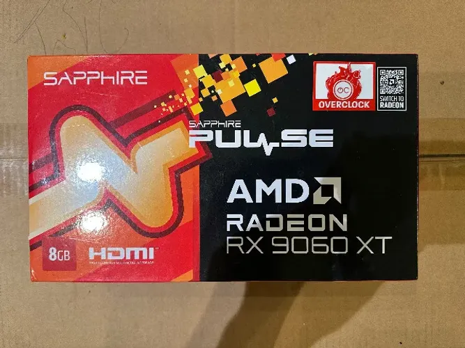 RX 9060 XT 8GB Sapphire (Lacrada)