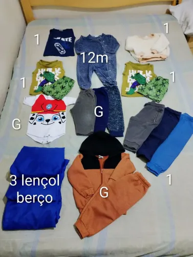 Lote roupas de bebê