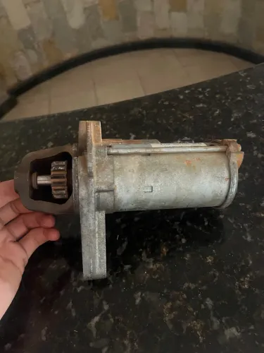 Motor de arranque Arg/Cronos Bosch original com avaria