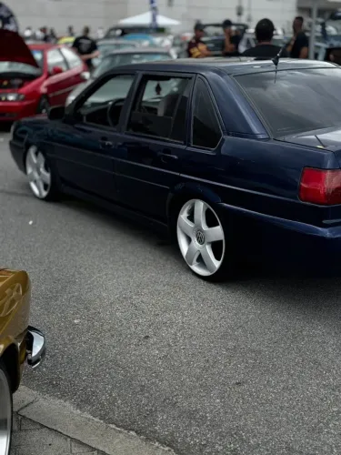 Volkswagen Santana 1.8 MI (álcool) 2003