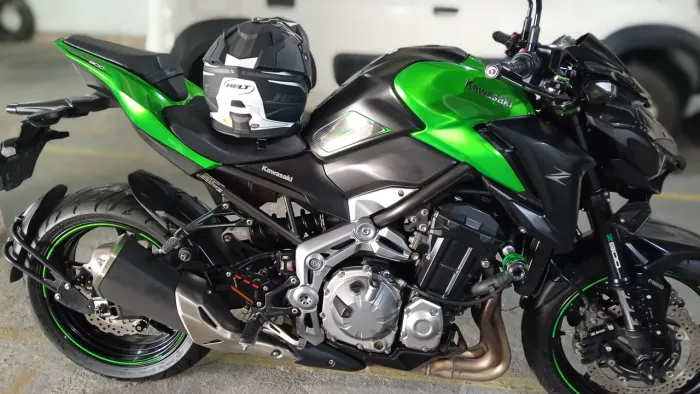 VENDO KAWASAKI Z900 TOP