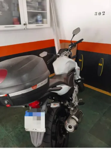 Vendo Honda CB300