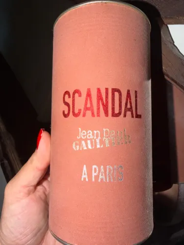 Lata do perfume Scandal Jean Paul A Paris original