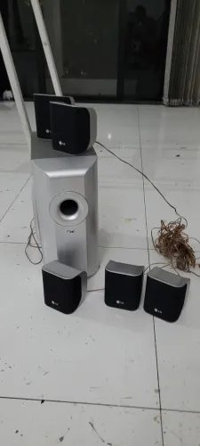 Caixas de som LG