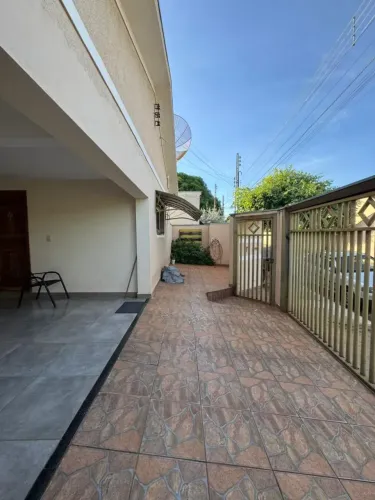 Casa LOCAÇÃO 03 Dormitórios e Área Gourmet - Nova Aliança