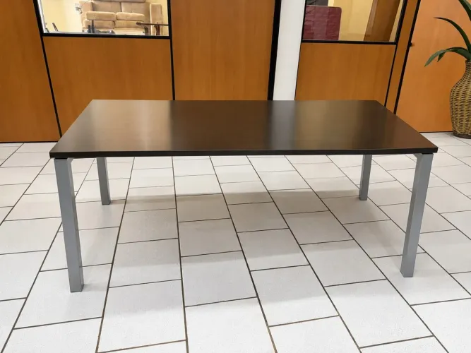 MESA DE MADEIRA COM PÉS DE FERRO - 3 UNIDADES