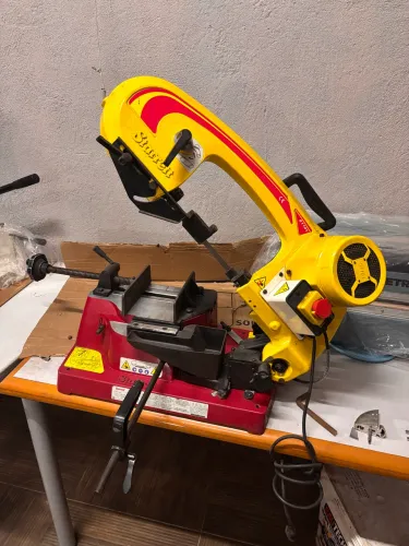 Serra de Fita Horizontal de Bancada Starrett S1101 (220V) - Excelente estado