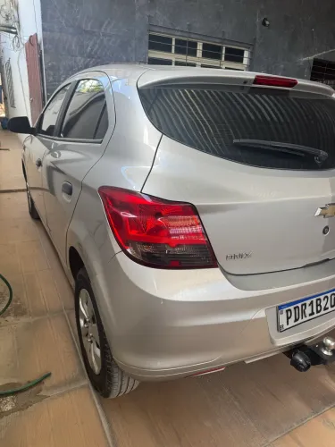 Chevrolet Onix JOY Hatch 1.0 8V Flex Mec. 4P 2019