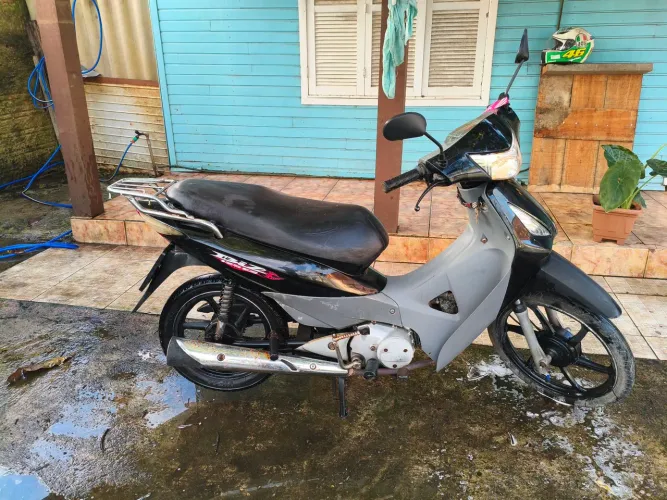 Moto biz 125 $ 7.500