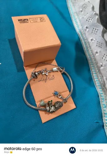 Vendo pulseira Life Vivara em ótimo estado