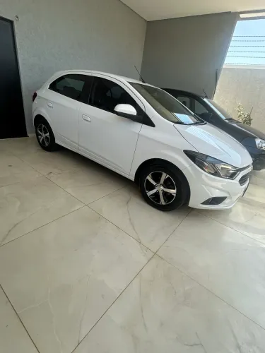 Chevrolet Onix Hatch LTZ 1.4 8V Flex Aut. 4P 2018
