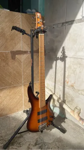Ibanez sr375m