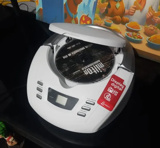 Som toca cd rádio antigo branco lindo novo na caixa original 
