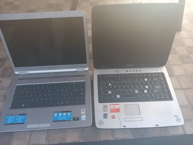 Lote 2 Notebooks Sony Vaio + Toshiba Satellite no Estado Leia