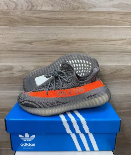 Tênis yezzy boost 38 ao 43 mais cores disponíveis 