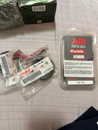 Kit Retentores Ariete (Itália) + Guarda-pó Yamaha Original