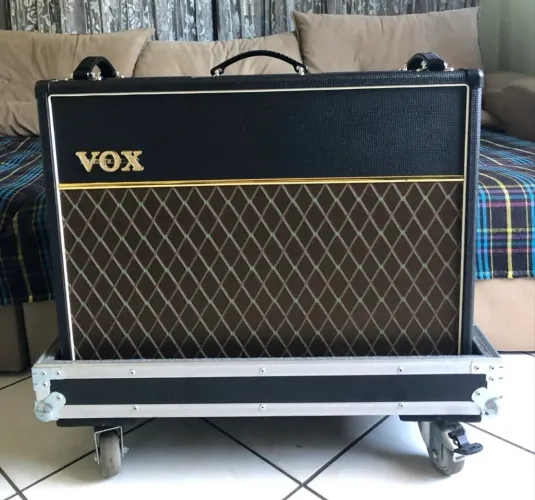 Amplificador VOX AC30 vr 