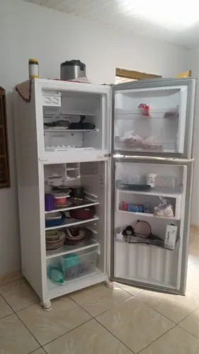 VENDO GELADEIRA BRASTEMP USADA