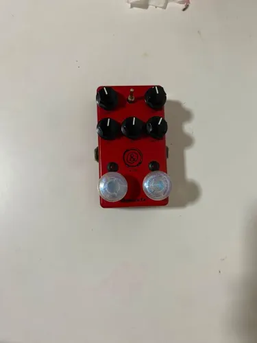 Pedal de overdrive/distorção