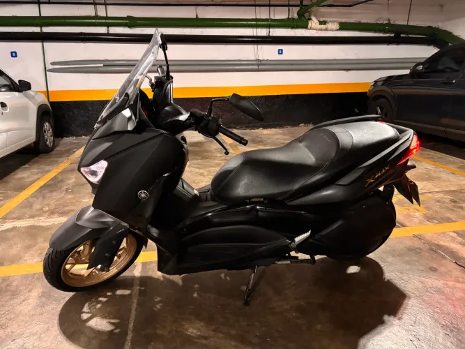 XMax 2021 muito nova!!!
