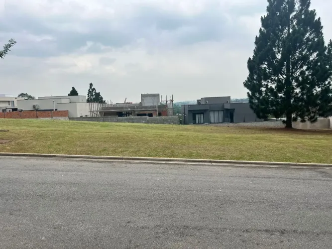 Terreno à venda, 549 m² por R$ 1.600.000,00 - Granja Viana - Carapicuíba/SP