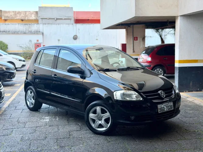Volkswagen Fox Plus 1.6mi/ 1.6mi Total Flex 8V 4P 2005
