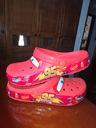 Crocs Relampago McQueen - Original com LED