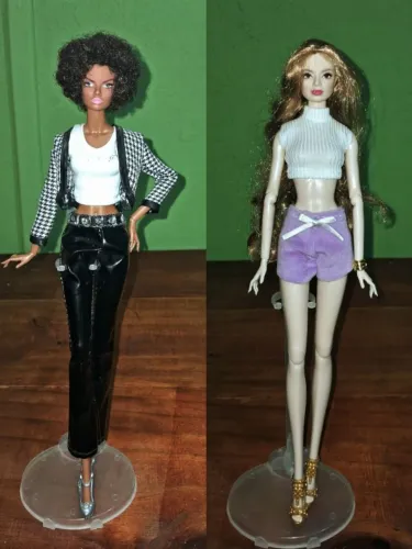 2 bonecas modelos