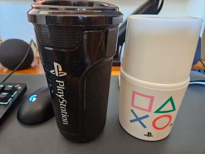 Copo PlayStation pascoa 2025 e 2026