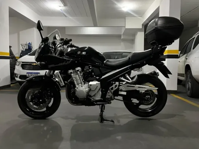 Suzuki Bandit 1250S | 24.000 km | Manual e chave reserva | Estado de coleção